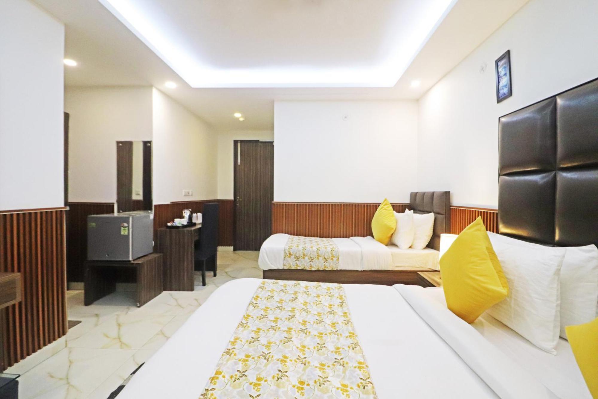 ניו דלהי Hotel Mayda Prime Near Delhi Airport מראה חיצוני תמונה