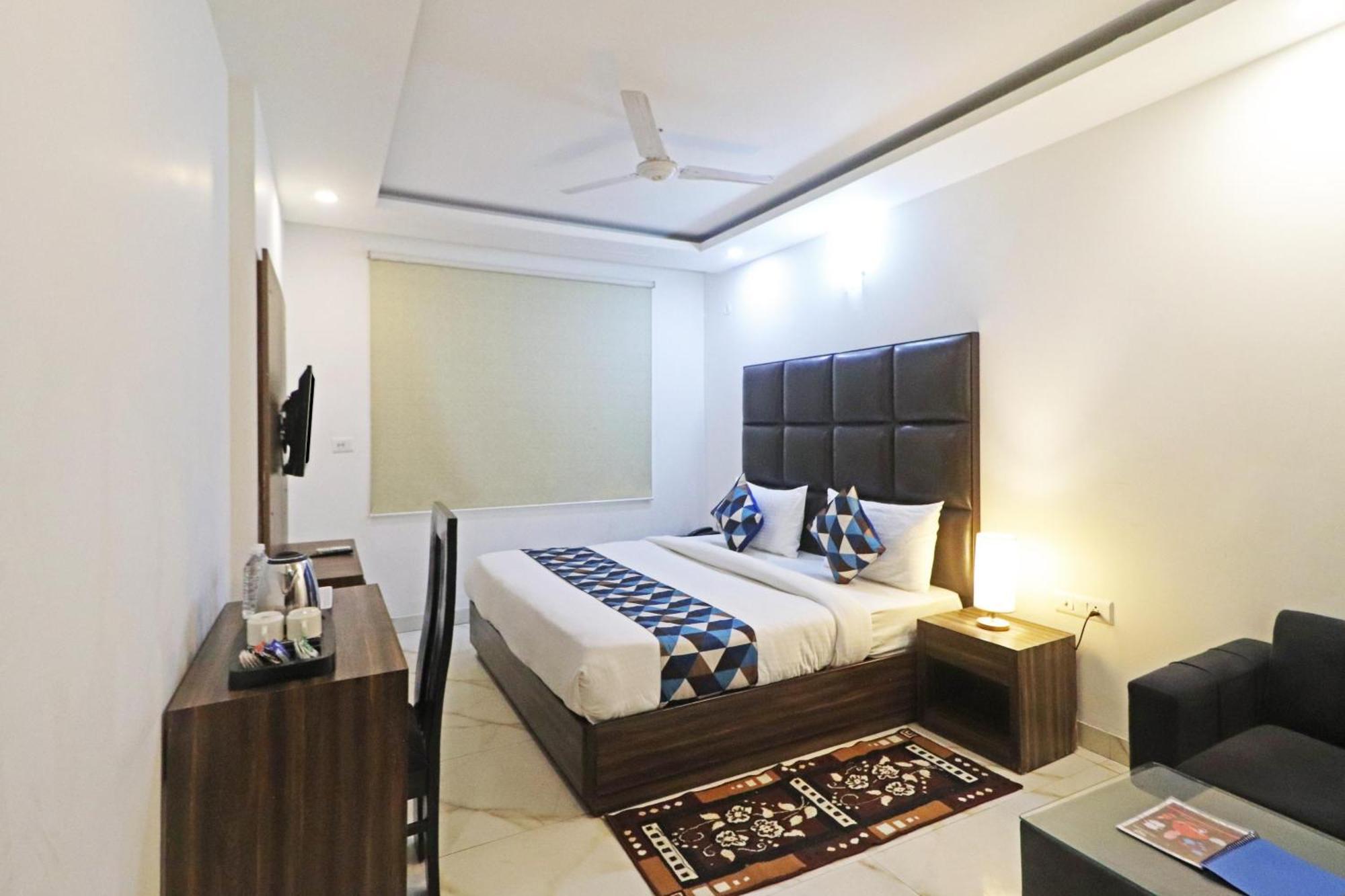 ניו דלהי Hotel Mayda Prime Near Delhi Airport מראה חיצוני תמונה